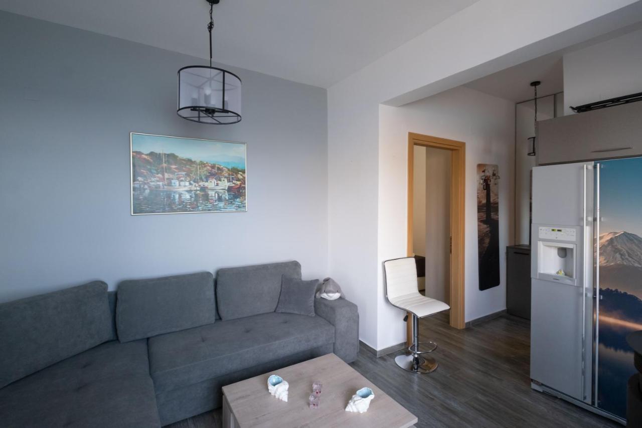 Seaside Flat With Hydromassage Mochlos Exterior photo