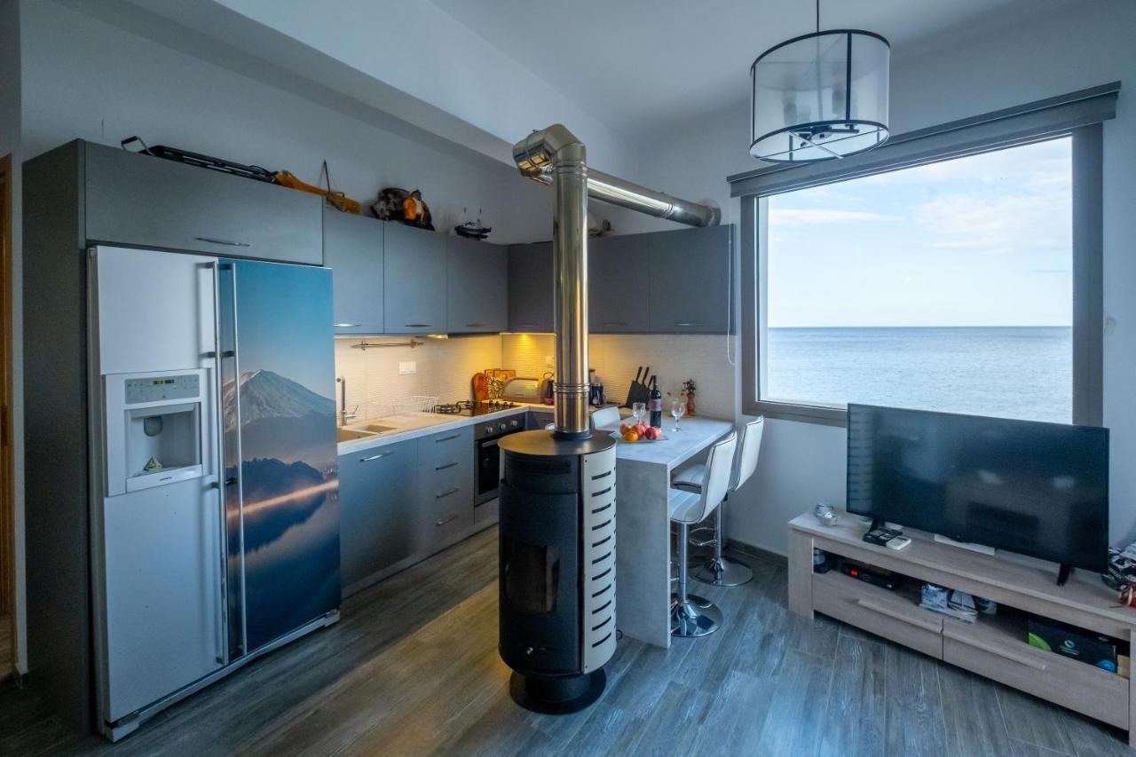 Seaside Flat With Hydromassage Mochlos Exterior photo